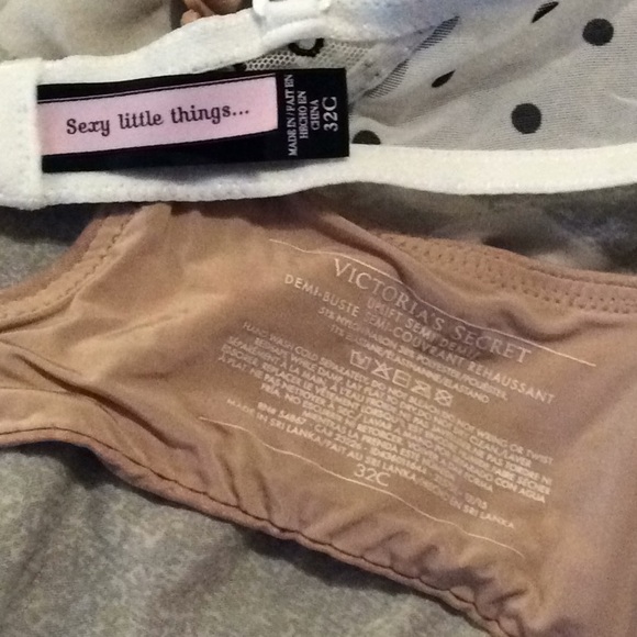32c Victoria secret bras - Picture 4 of 4